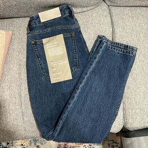 Everlane The Curvy ‘90s Cheeky Straight Jean (short)